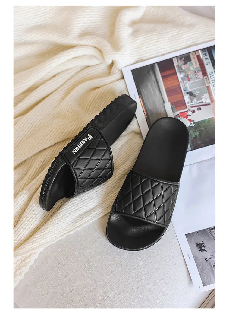 Summer beach slippers men's fashion comfortable EVA breathable sandals home indoor and outdoor sandals plus size slippers 46 47