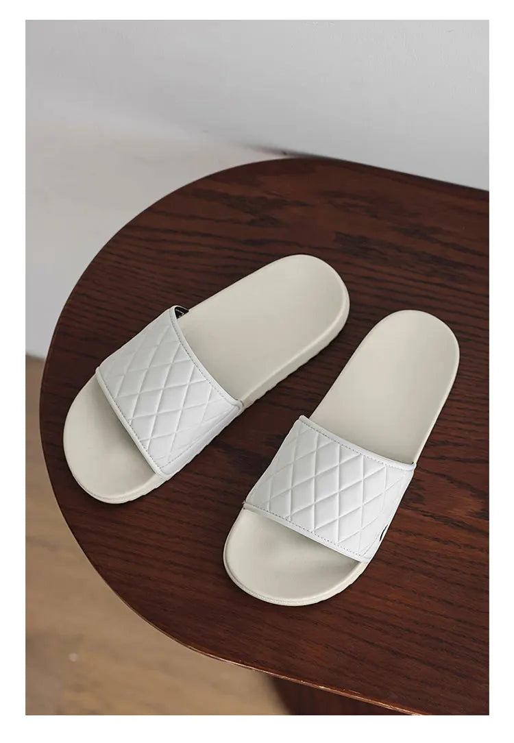 Summer beach slippers men's fashion comfortable EVA breathable sandals home indoor and outdoor sandals plus size slippers 46 47