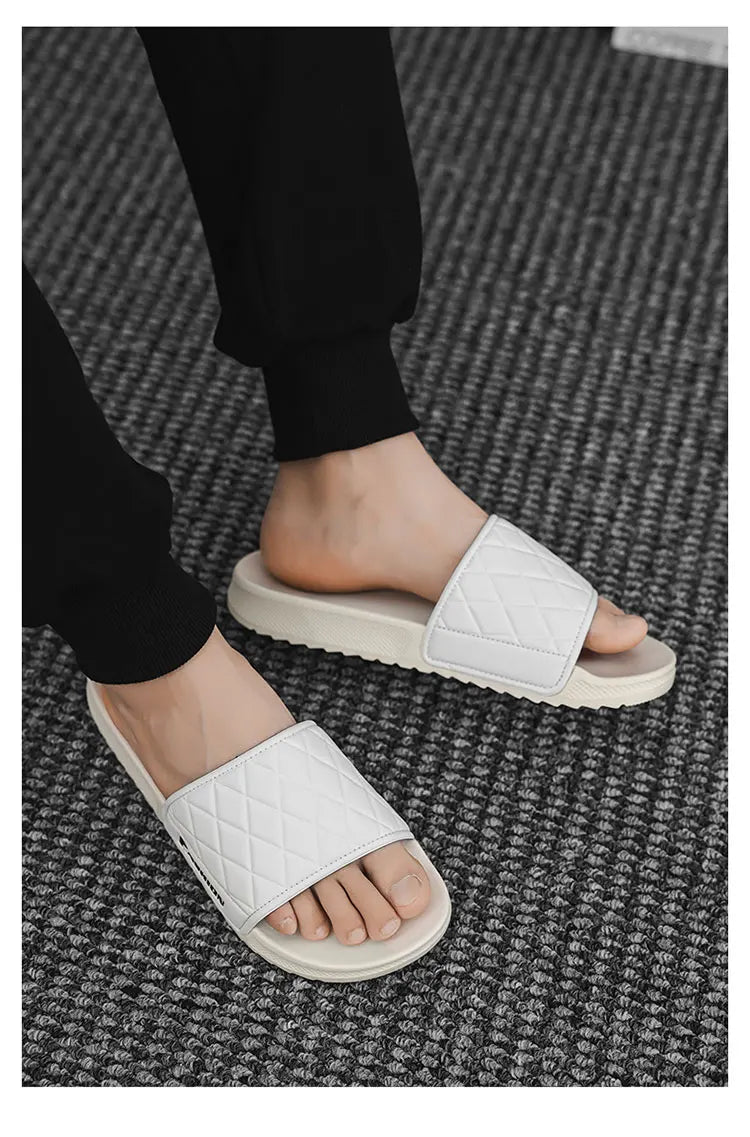 Summer beach slippers men's fashion comfortable EVA breathable sandals home indoor and outdoor sandals plus size slippers 46 47