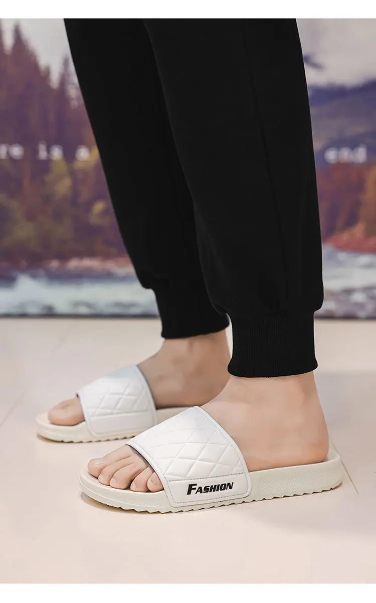 Summer beach slippers men's fashion comfortable EVA breathable sandals home indoor and outdoor sandals plus size slippers 46 47