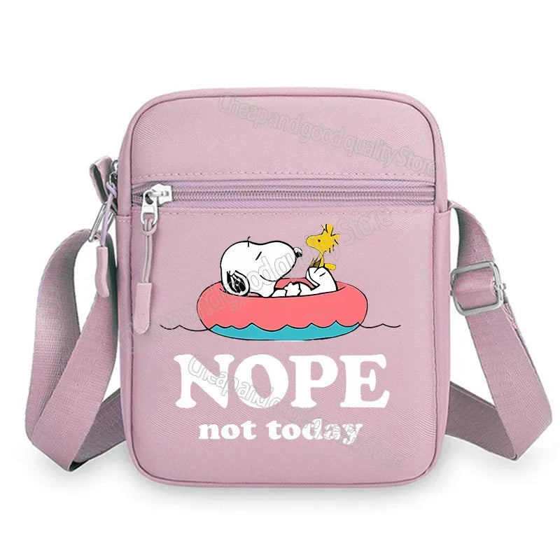Kawaii Snoopy Women Men Shoulder Bag Fashion Mini Oxford Mobile Phone Bag Crossbody Bag Kawaii Ladies Waist Pack Wallet Gift