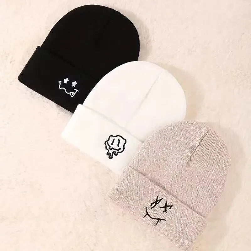 1pc/3pcsWinter and autumn warm-up hat with embroidered smiling face woolen hat for men and women, knitted for casual and active