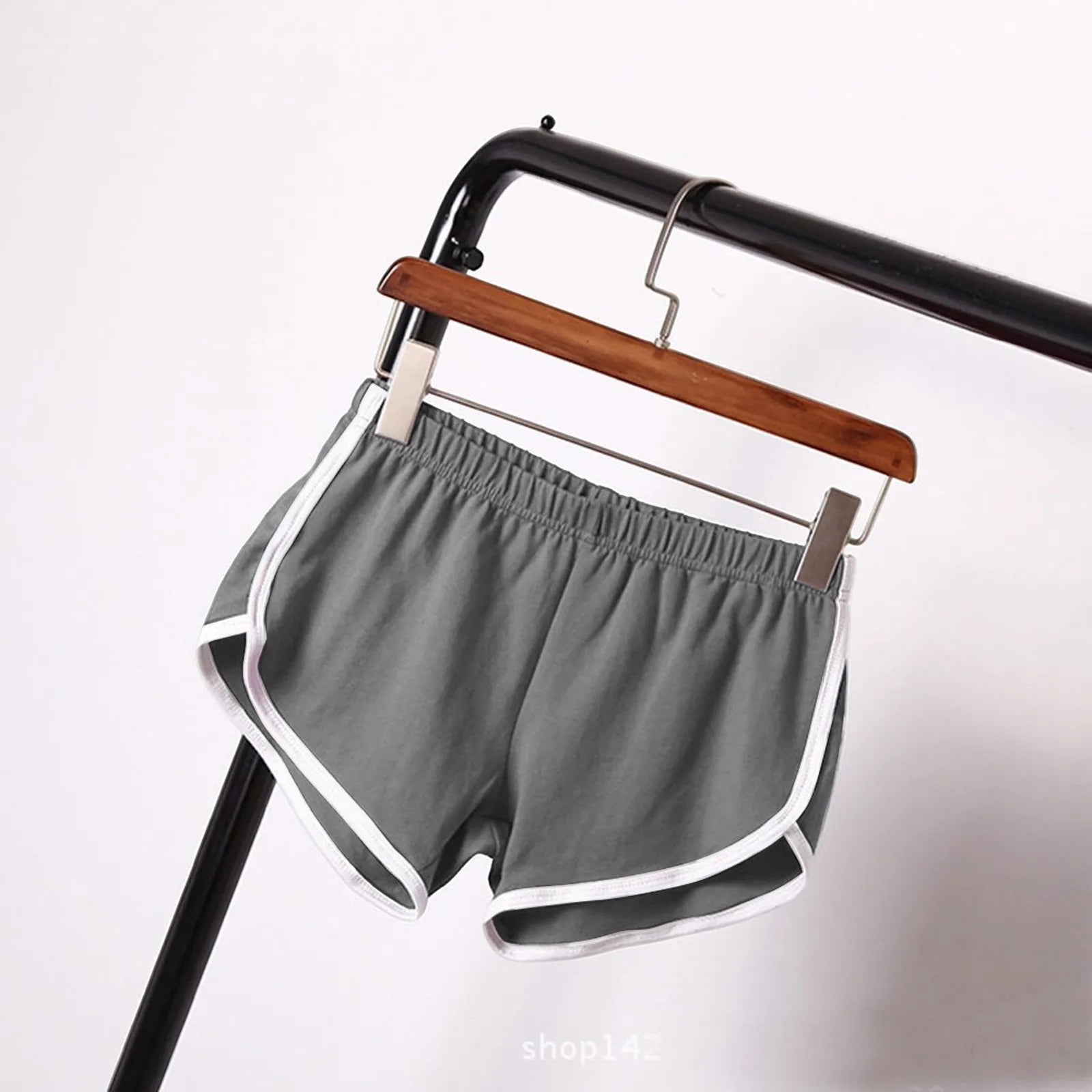 Sports Shorts Women Summer New Candy Color Anti Emptied Skinny Shorts Casual Lady Elastic Waist Beach Correndo Short Pants