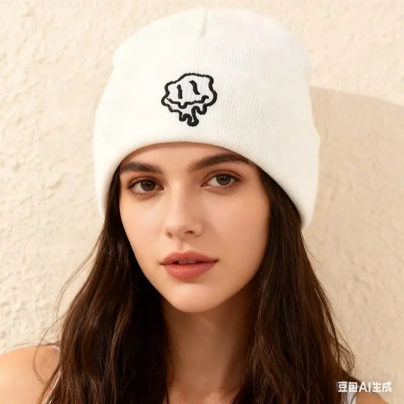 1pc/3pcsWinter and autumn warm-up hat with embroidered smiling face woolen hat for men and women, knitted for casual and active